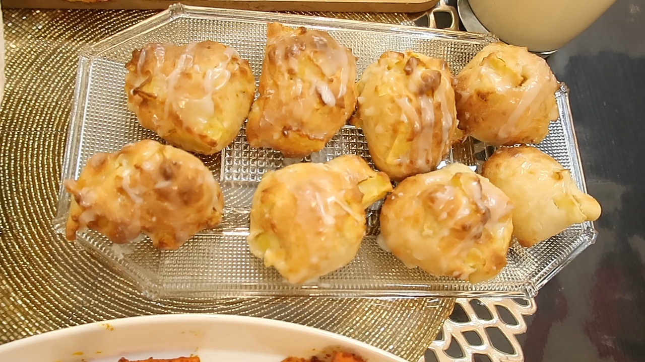 Chewy Apple Fritters