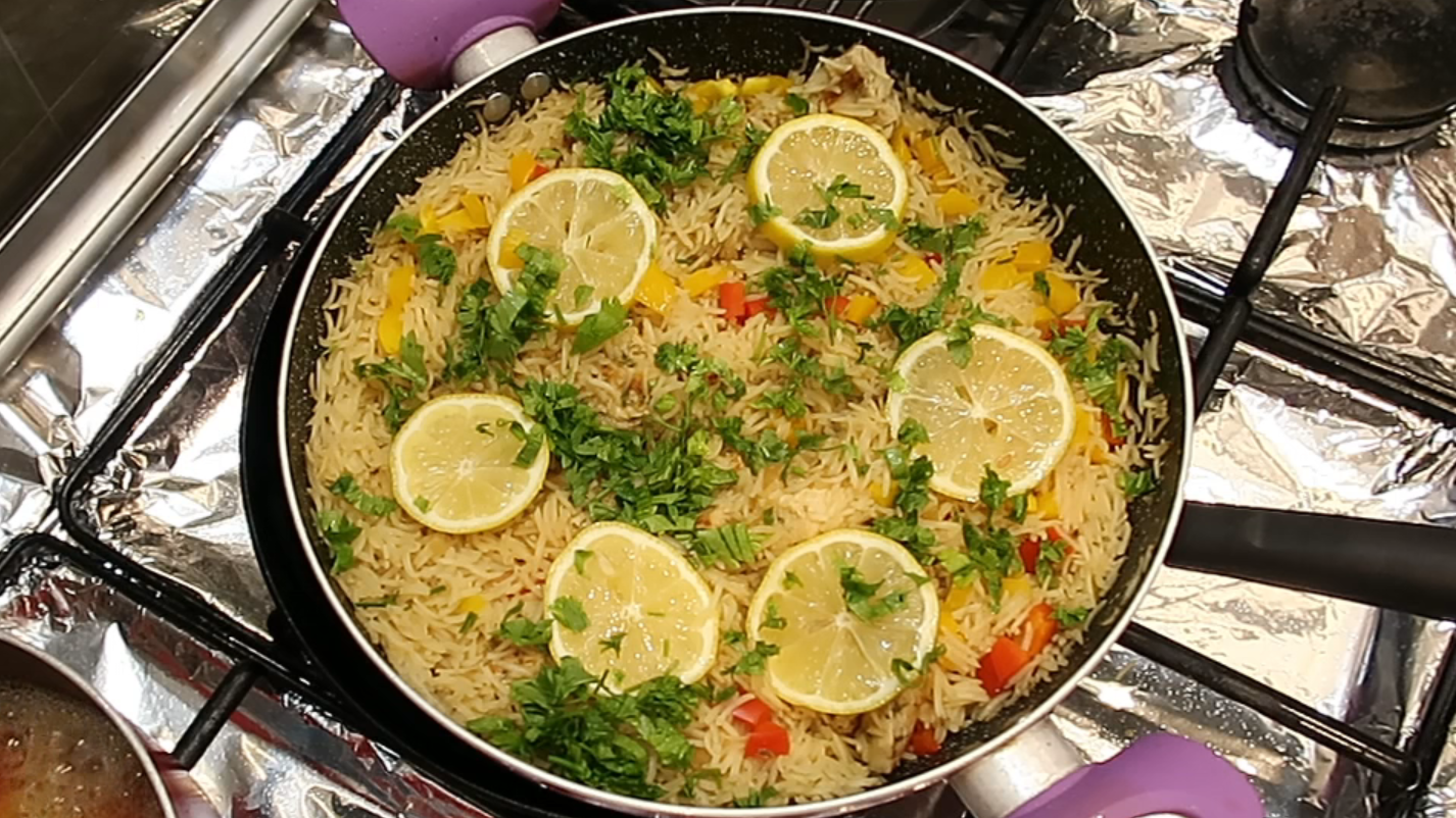 One Pot Chicken and Lemon Rice