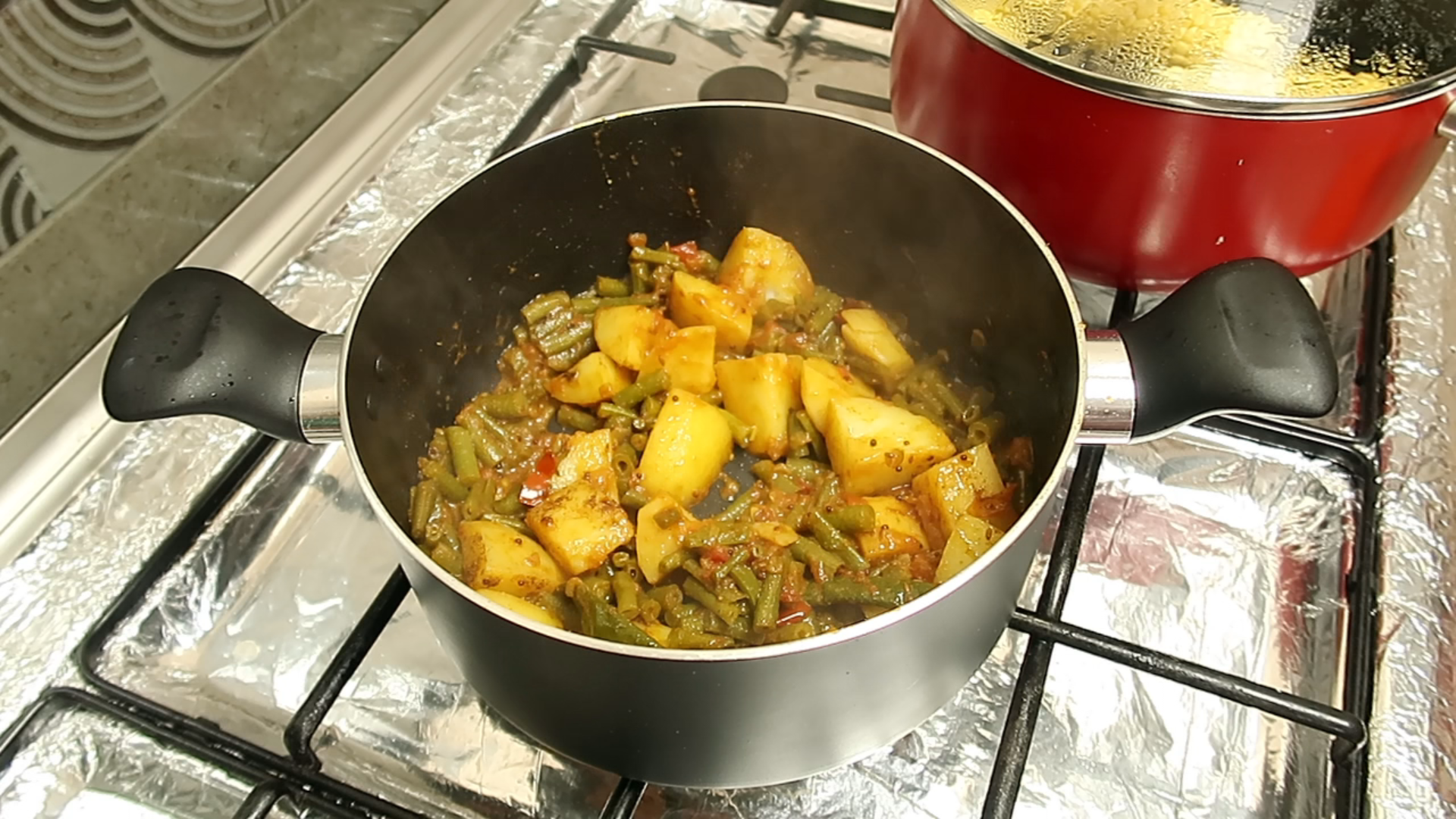 Aloo Phali ki Sabzi (Potato & Beans Curry)