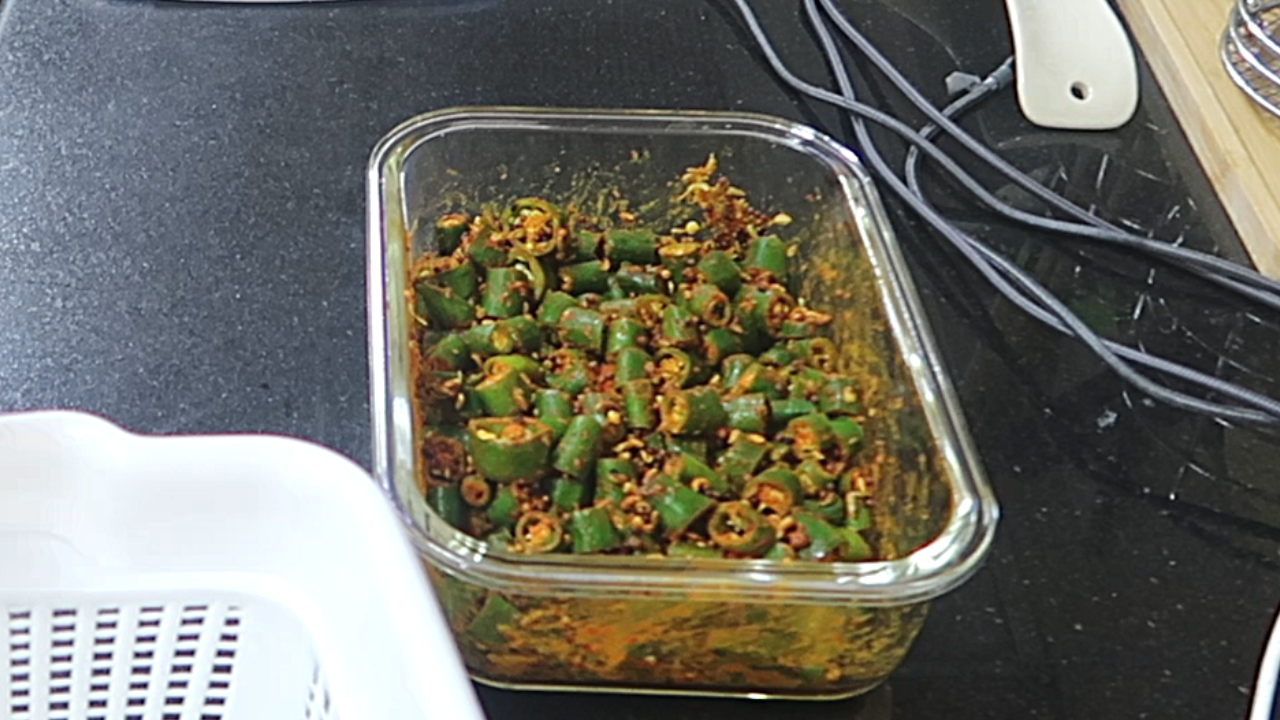 Green Chili Pickle without Oil