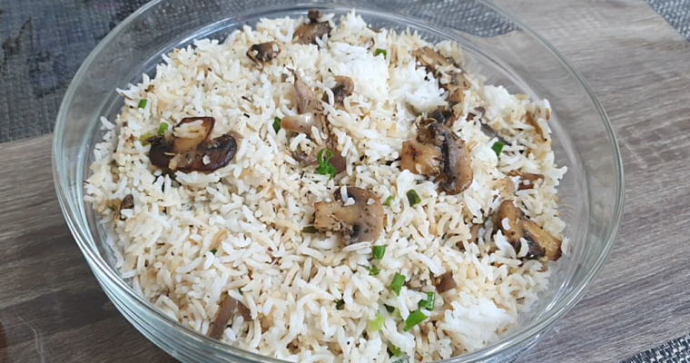 Garlic and Mushroom Fried Rice