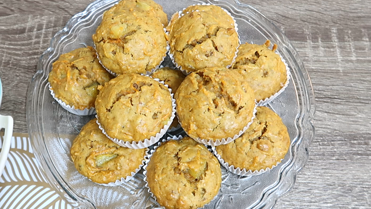 Soft Carrot Muffins