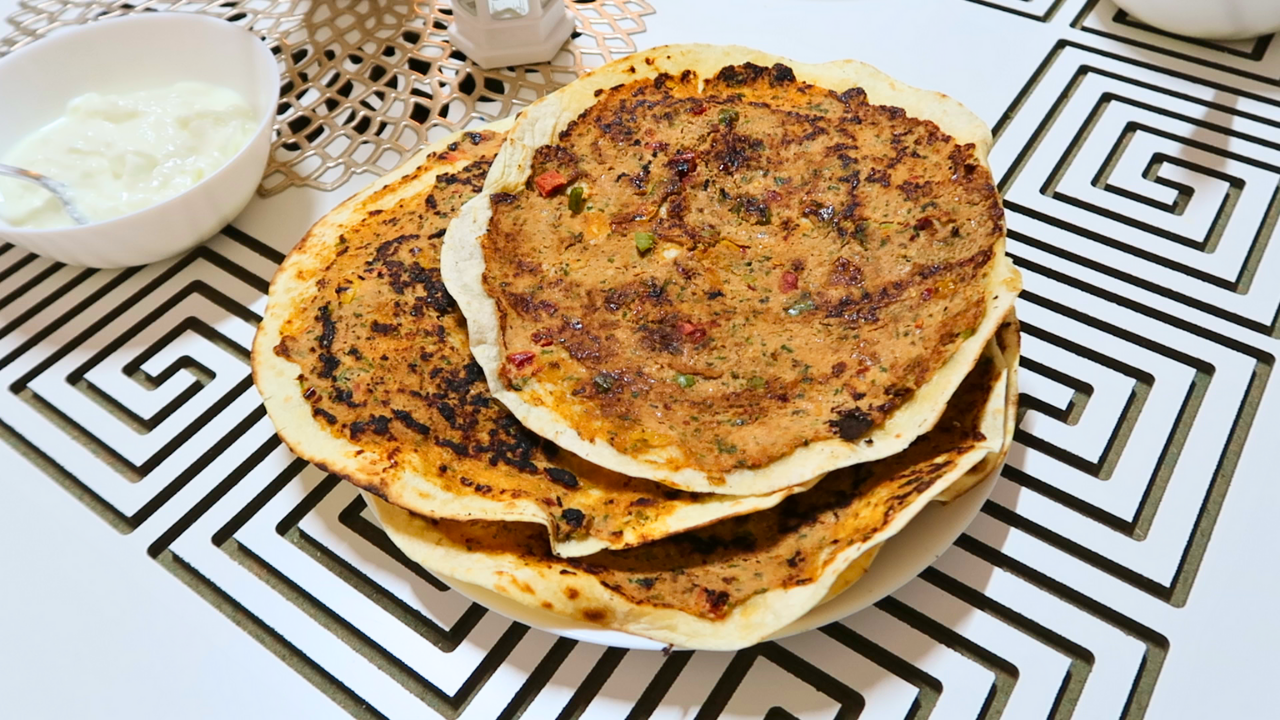 Meat Roti (Meat Tortilla)