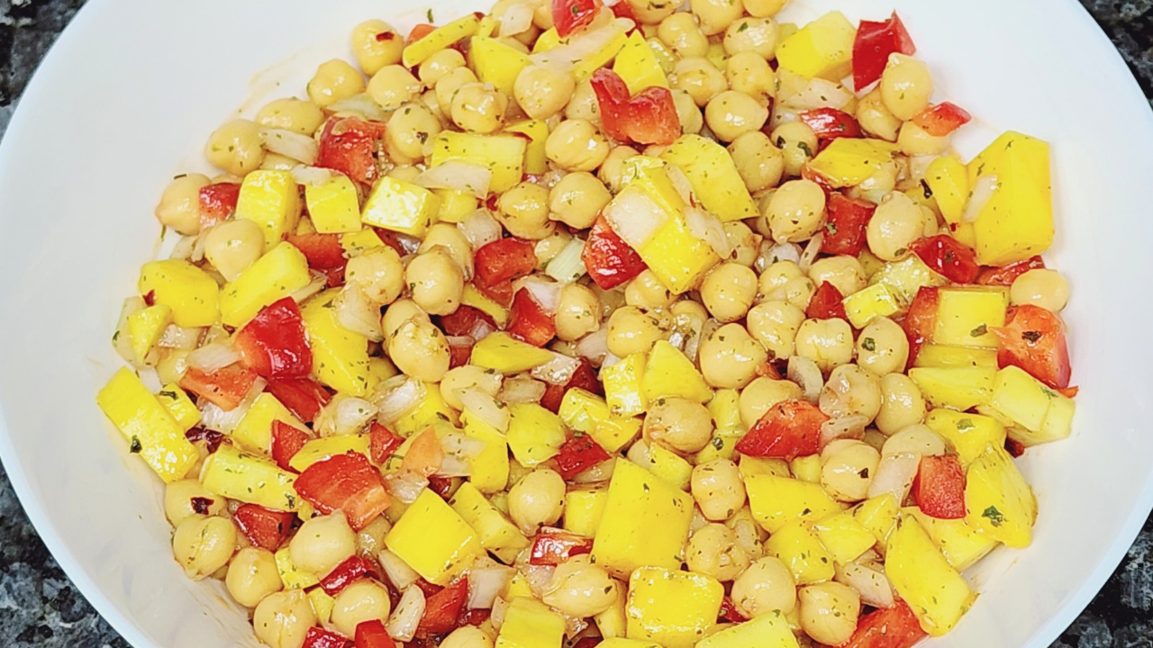 Chickpea Mango Salad