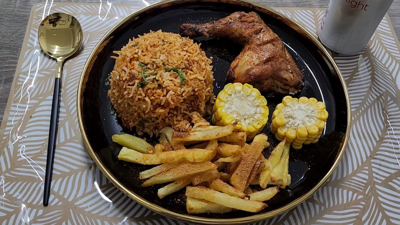 Nando’s Peri Peri Chicken Platter (Peri Peri Chicken, Peri Peri Sauce, Peri Peri Fries Powder and Garlic Rice)